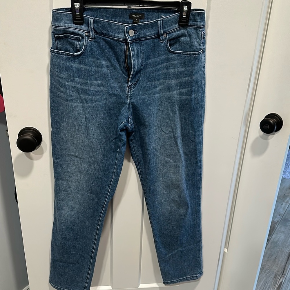 Ann Taylor straight leg jeans